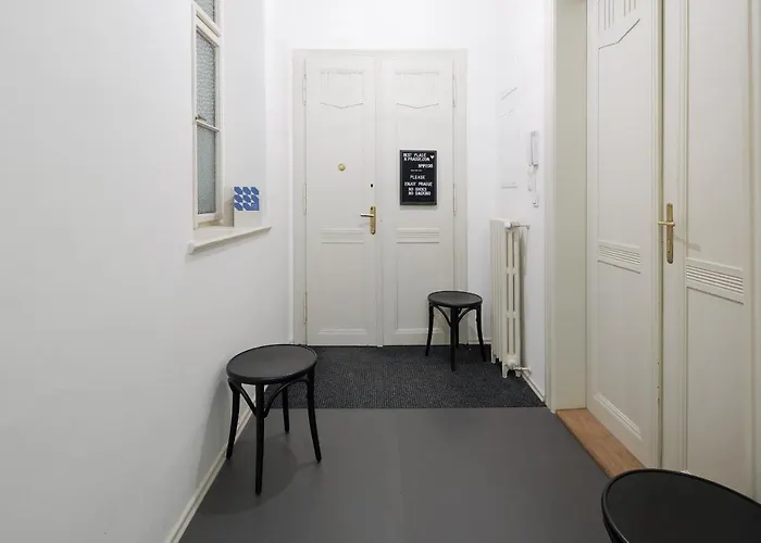 Casa de hóspedes Place In 4*